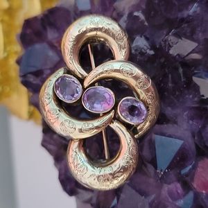 Vintage 10K & Amethyst Brooch